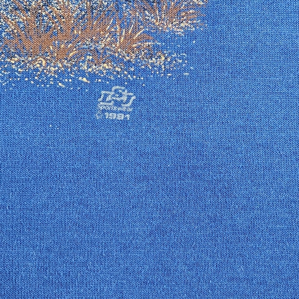 Vintage 90s Deer Nature Art Graphic T Shirt Jerzees Blue Animal Hunting Wildlife - Picture 4 of 13